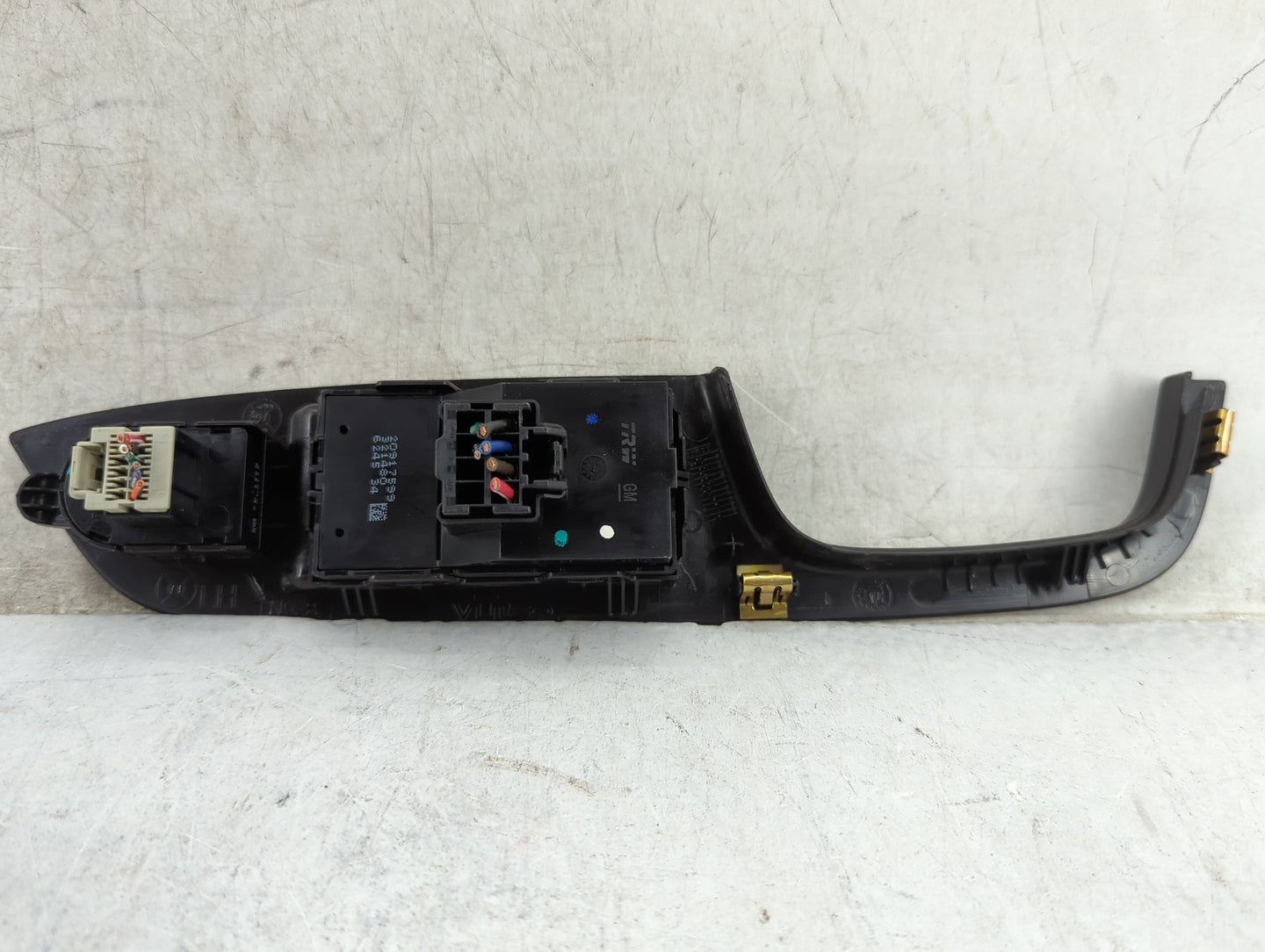 2010-2017 Chevrolet Equinox Master Power Window Switch Replacement Driver Side Left Fits OEM Used Auto Parts - Oemusedautopa