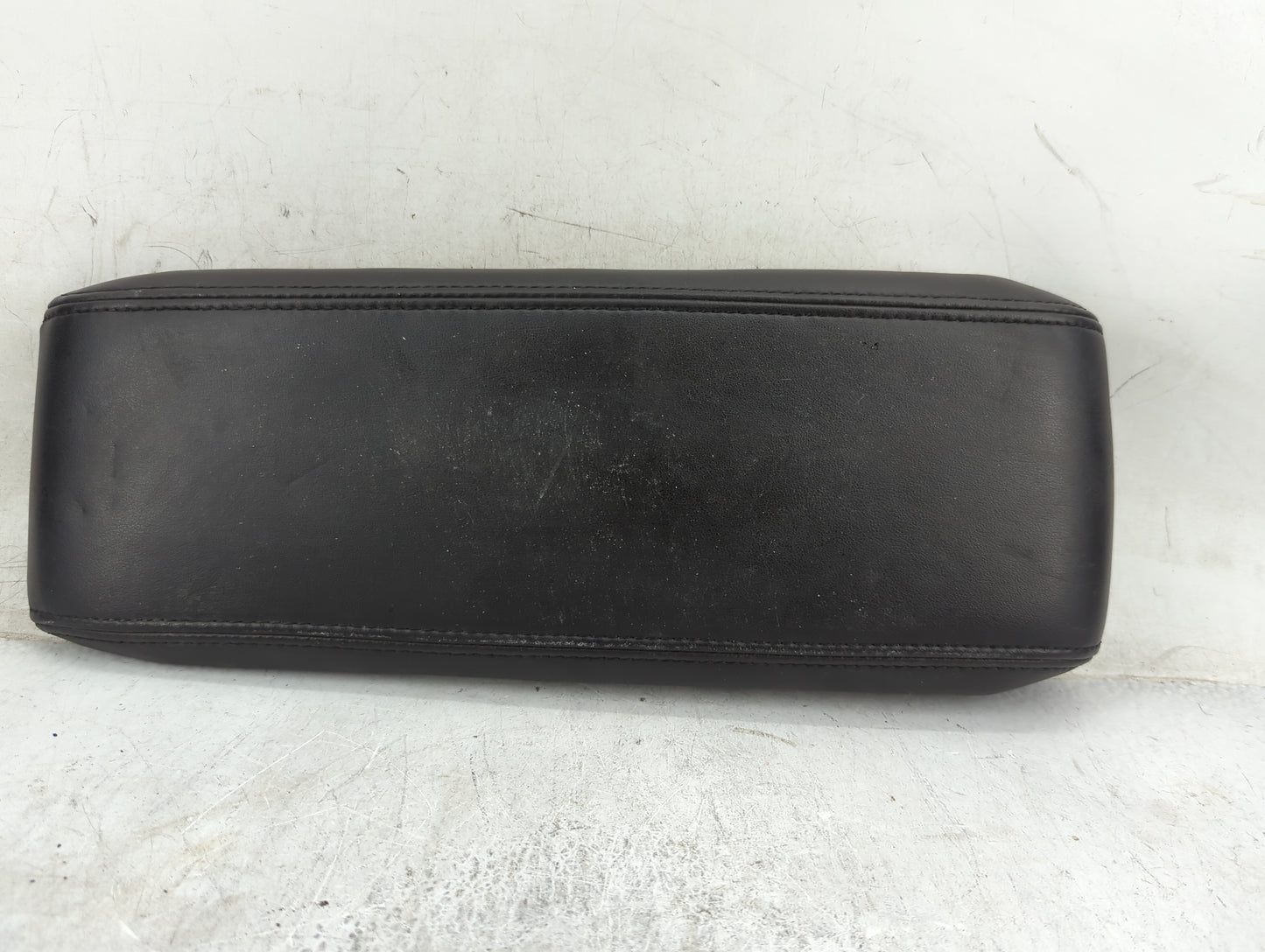 2016-2017 Chevrolet Equinox Center Console Armrest Cover Lid Fits Fits 2016 2017 OEM Used Auto Parts - Oemusedautoparts1.com