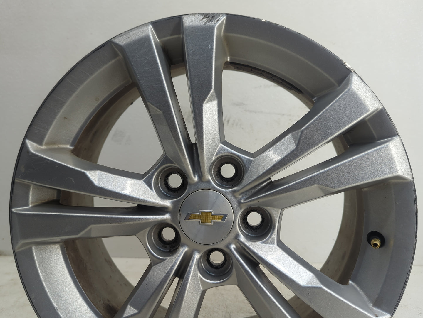 2010-2017 Chevrolet Equinox Oem Wheel Rim 1143316 - Oemusedautoparts1.com