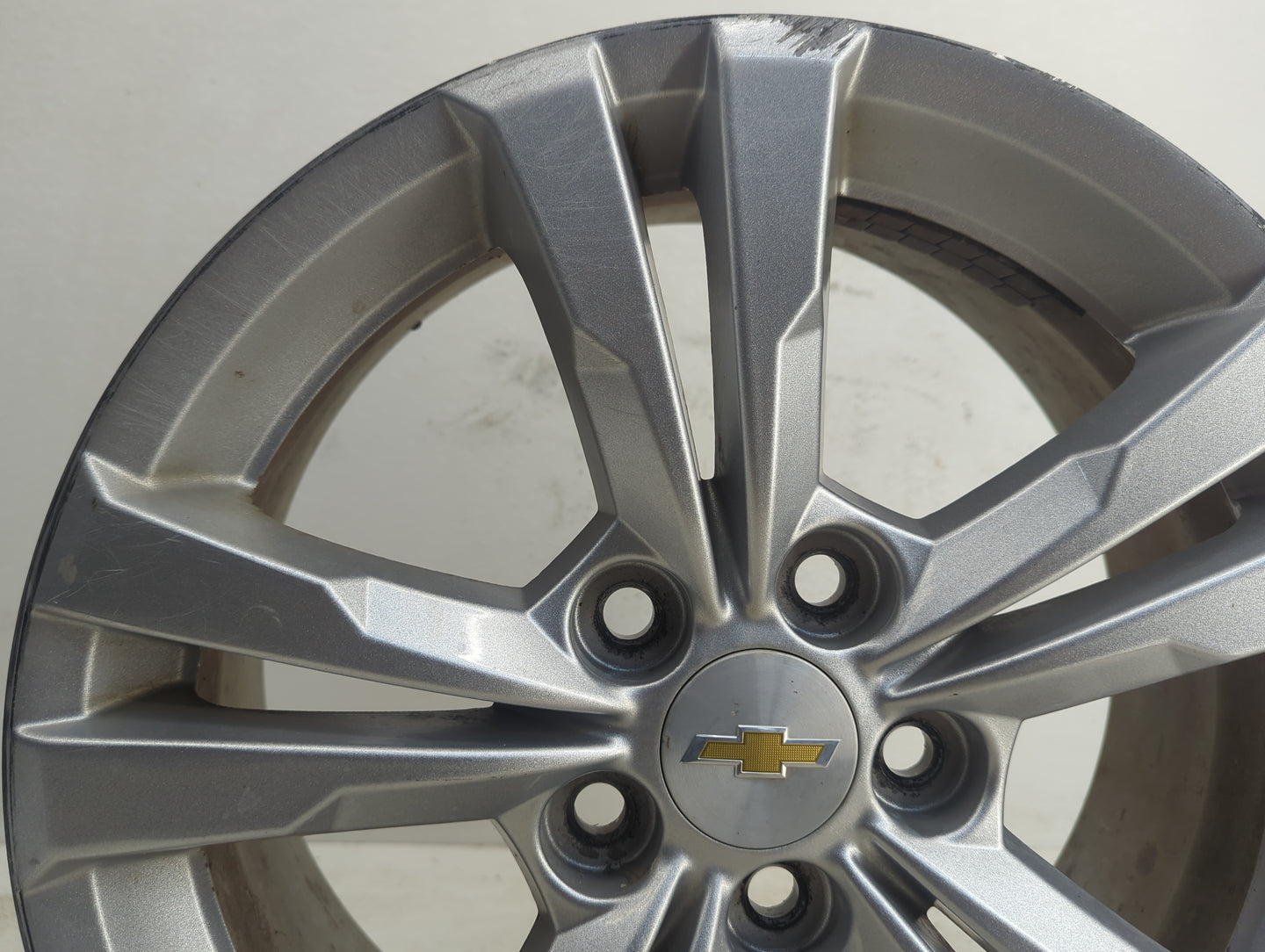 2010-2017 Chevrolet Equinox Oem Wheel Rim 1143316 - Oemusedautoparts1.com