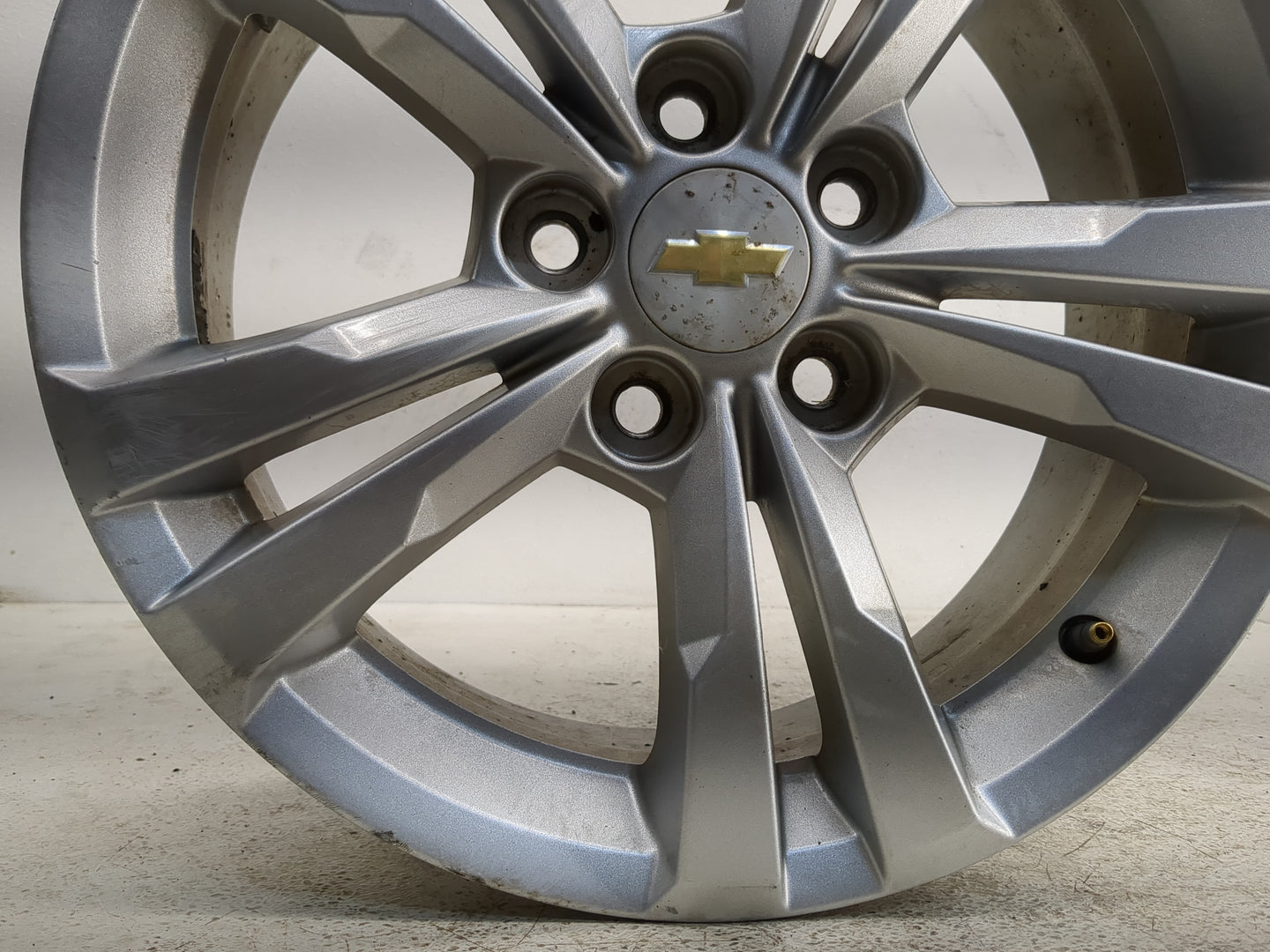 2010-2017 Chevrolet Equinox Oem Wheel Rim - Oemusedautoparts1.com