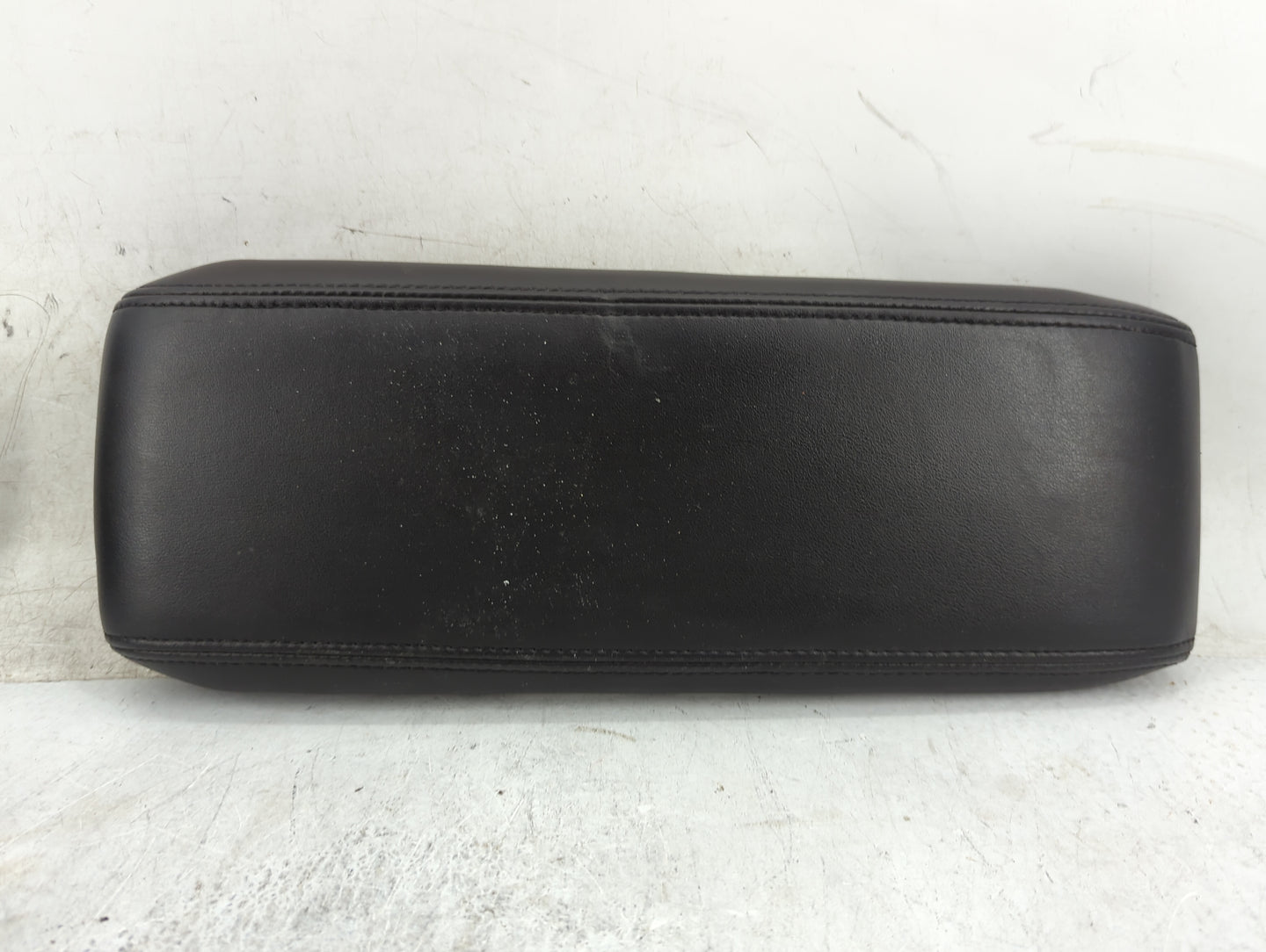2016-2017 Chevrolet Equinox Center Console Armrest Cover Lid Fits Fits 2016 2017 OEM Used Auto Parts - Oemusedautoparts1.com
