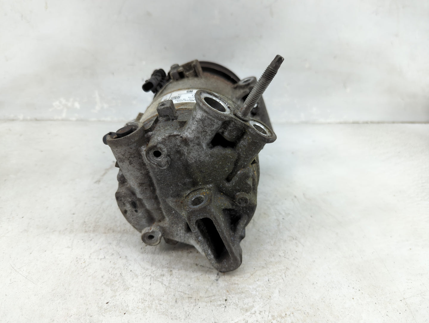 2015-2017 Chevrolet Equinox Air Conditioning A/c Ac Compressor Oem - Oemusedautoparts1.com