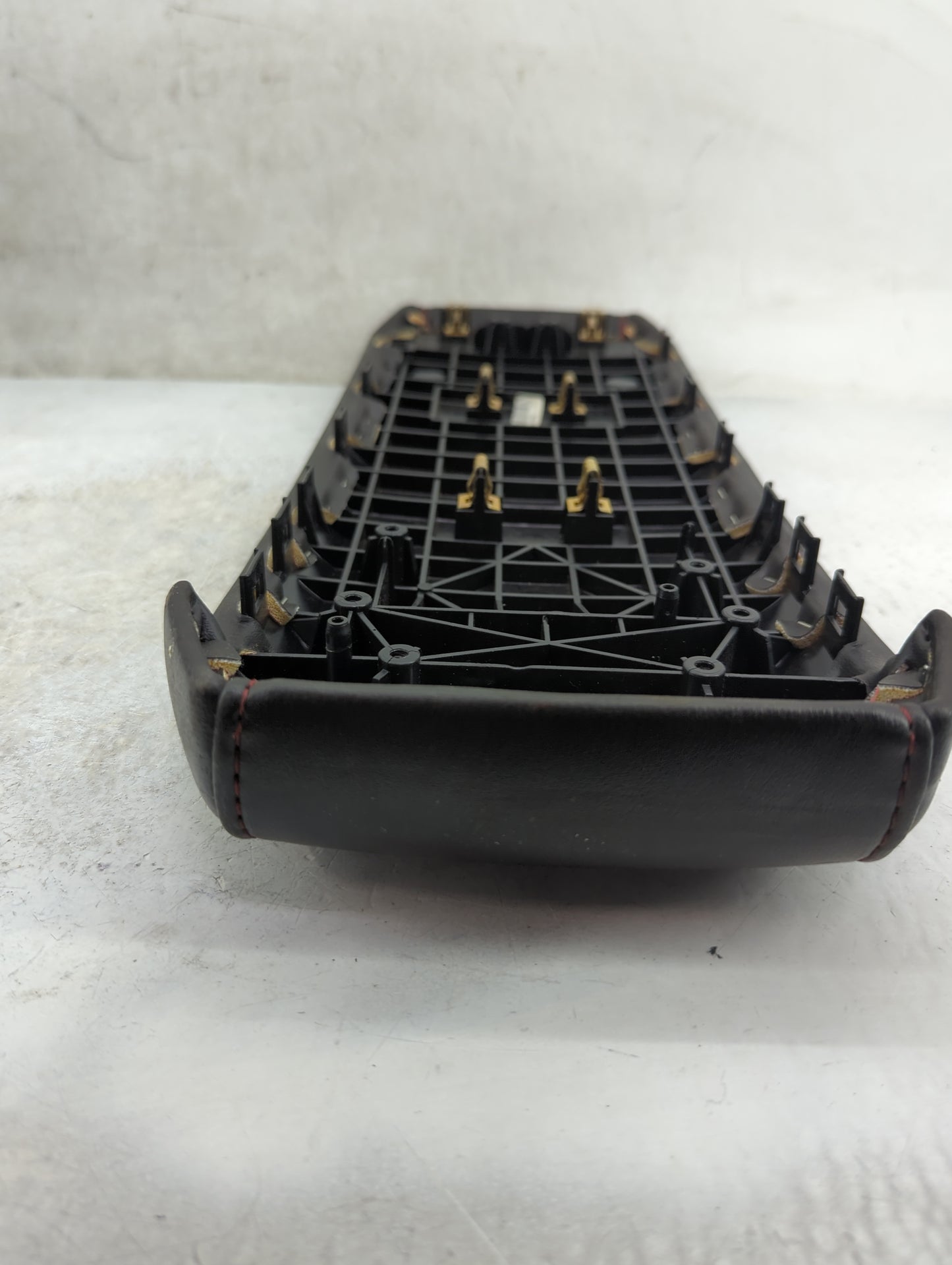 2012 Chevrolet Equinox Center Console Armrest Cover Lid Fits OEM Used Auto Parts - Oemusedautoparts1.com
