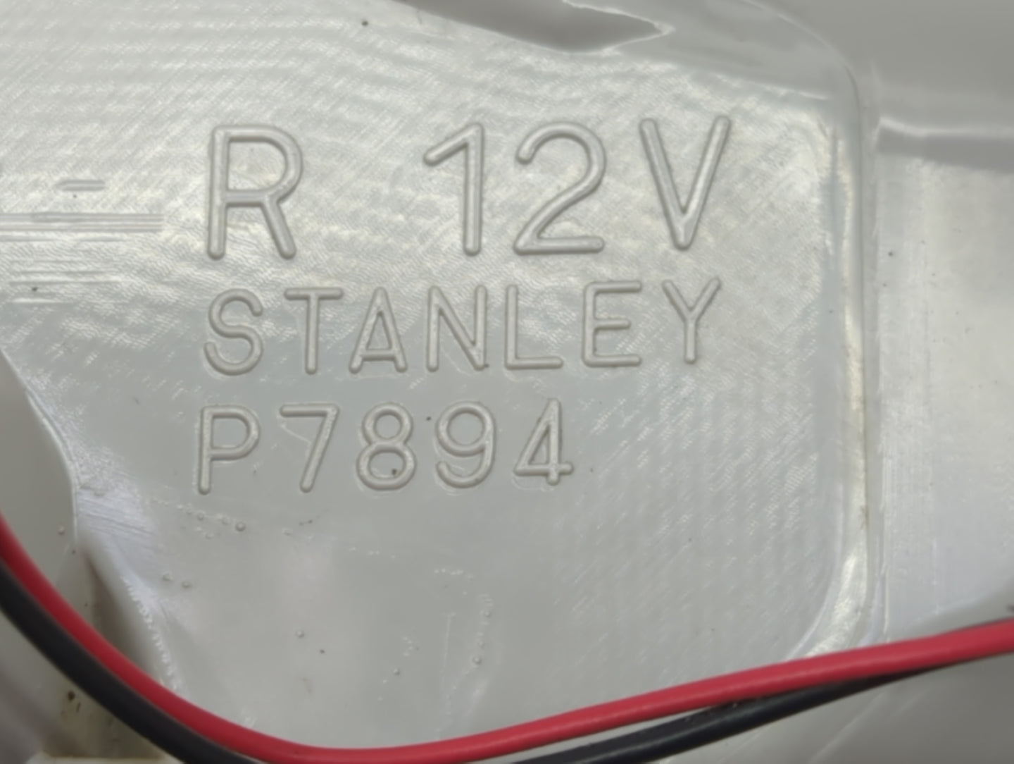 2010-2015 Chevrolet Equinox Tail Light Assembly Passenger Right OEM Fits Fits 2010 2011 2012 2013 2014 2015 OEM Used Auto Pa