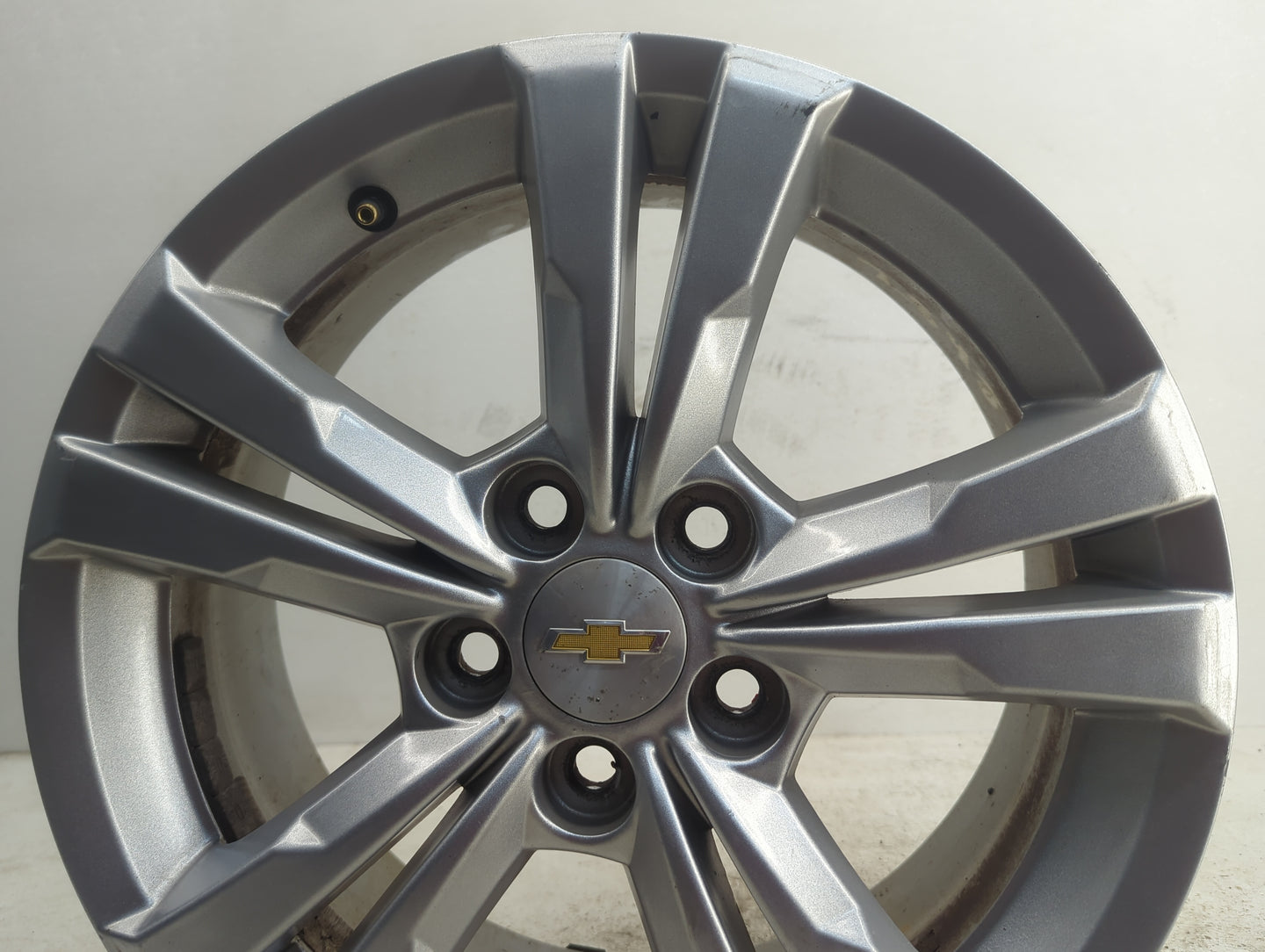 2010-2017 Chevrolet Equinox Oem Wheel Rim - Oemusedautoparts1.com