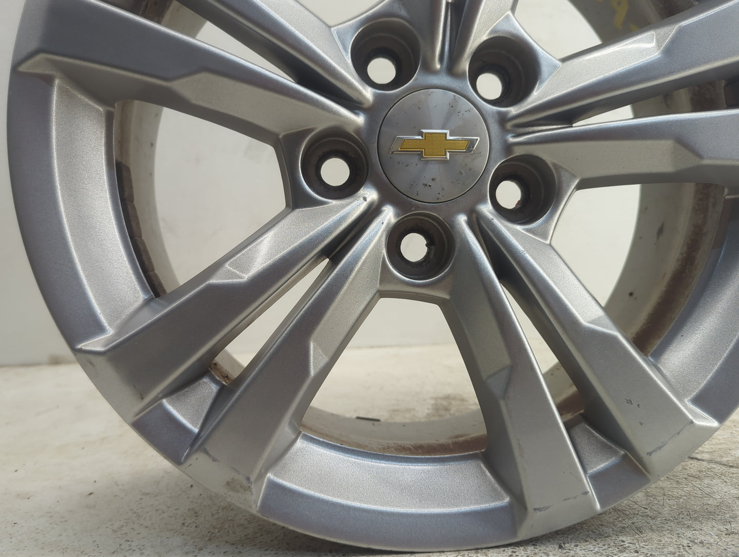 2010-2017 Chevrolet Equinox Oem Wheel Rim 1154182 - Oemusedautoparts1.com