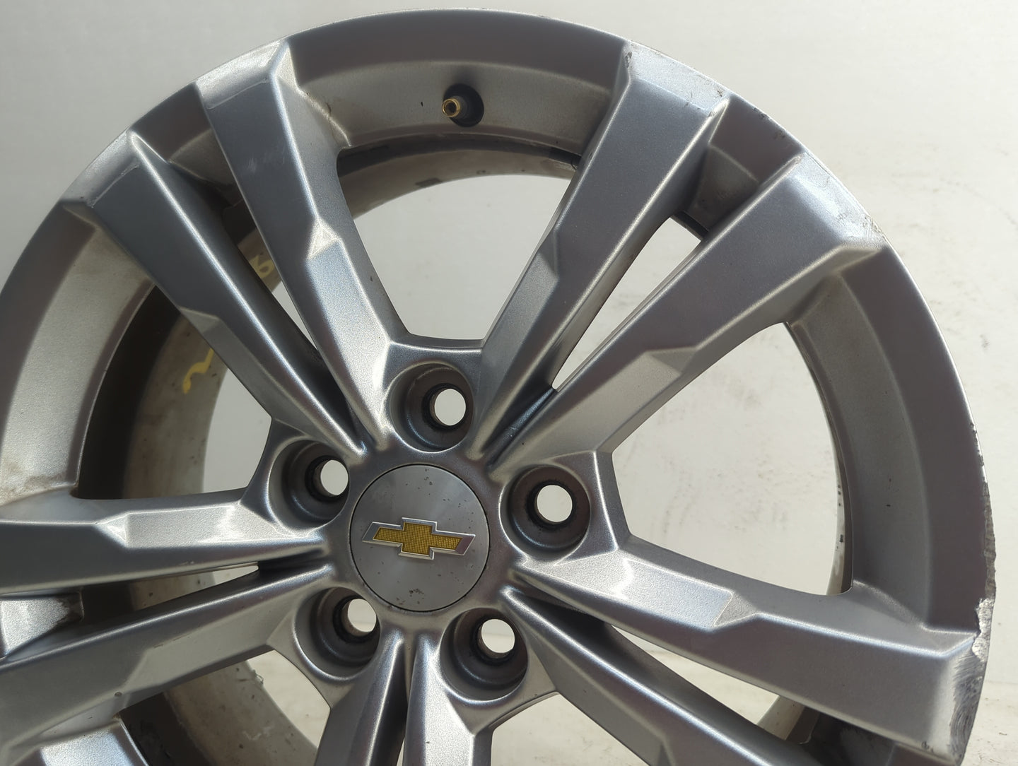 2010-2017 Chevrolet Equinox Oem Wheel Rim - Oemusedautoparts1.com