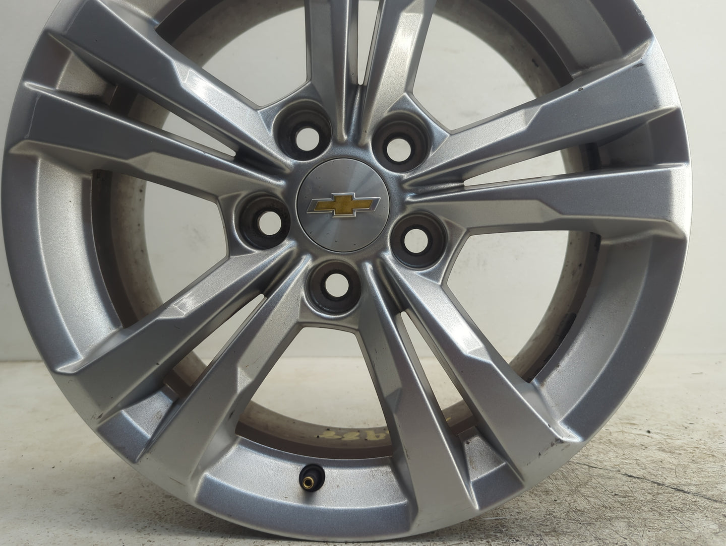 2010-2017 Chevrolet Equinox Oem Wheel Rim 1154185 - Oemusedautoparts1.com