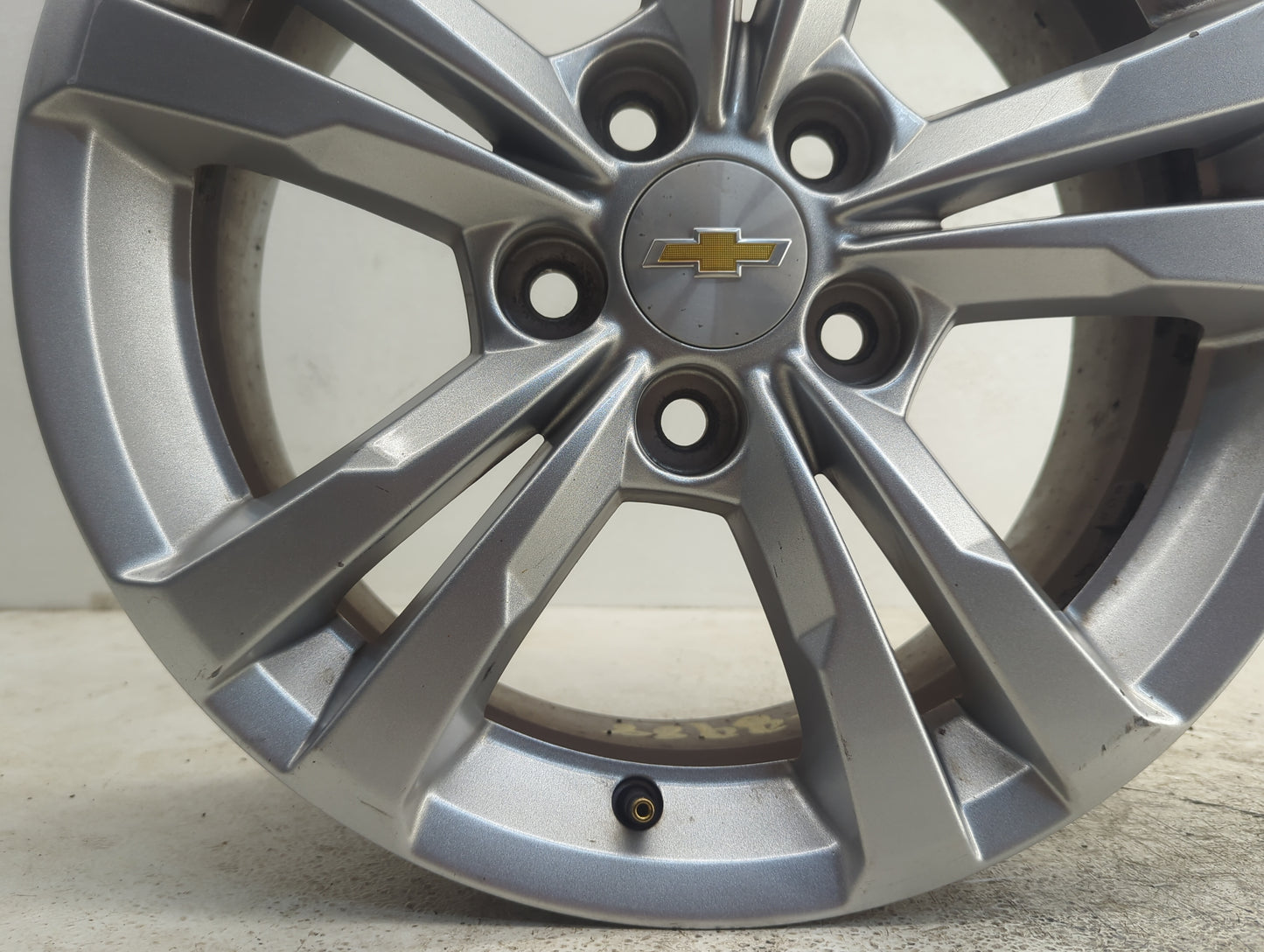 2010-2017 Chevrolet Equinox Oem Wheel Rim 1154185 - Oemusedautoparts1.com