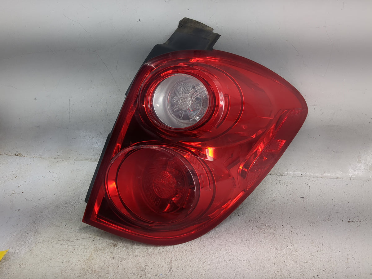 2010-2015 Chevrolet Equinox Tail Light Assembly Passenger Right OEM Fits Fits 2010 2011 2012 2013 2014 2015 OEM Used Auto Pa