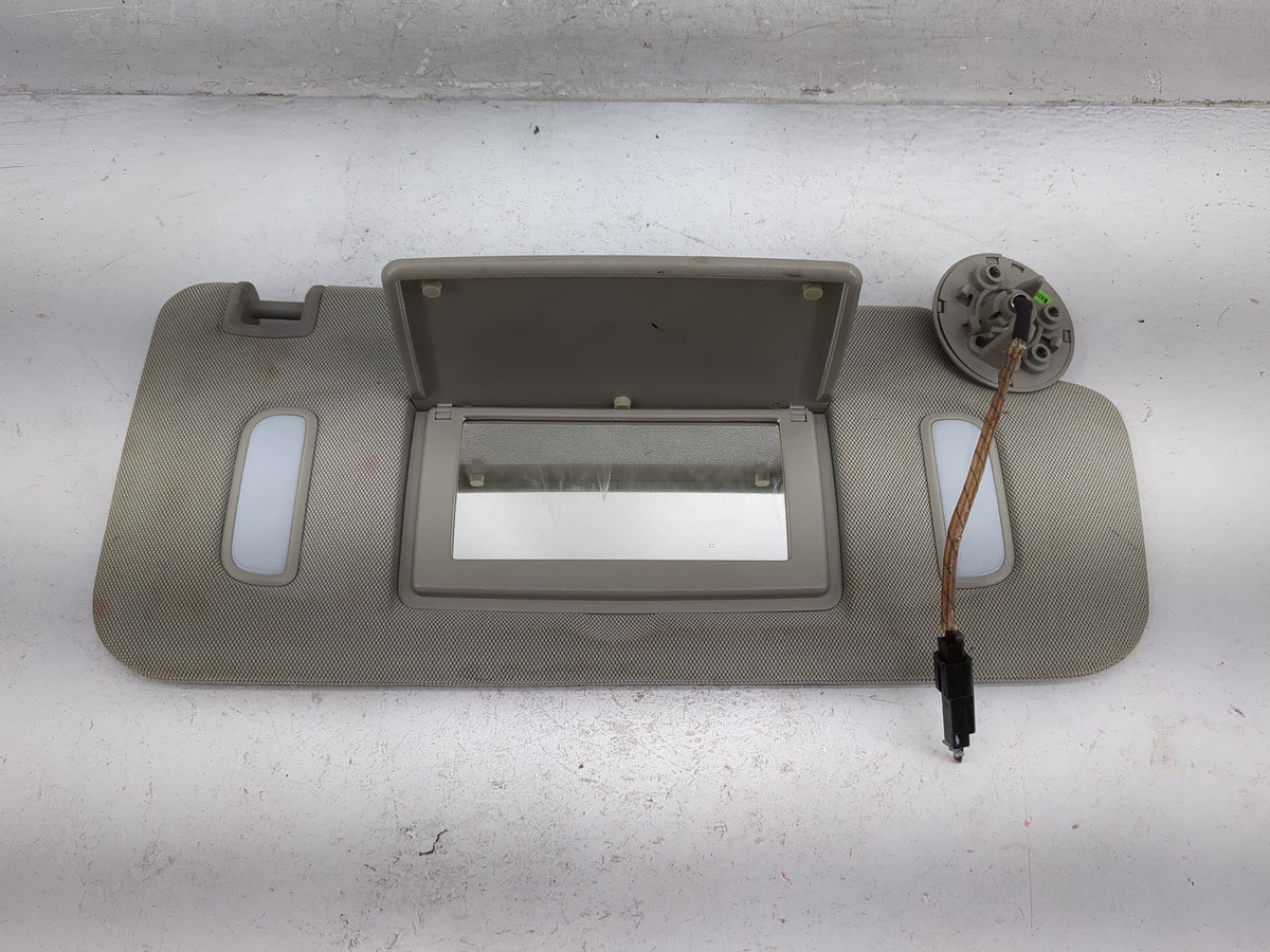 2010-2017 Chevrolet Equinox Sun Visor Shade Replacement Passenger Right Mirror Fits Fits 2010 2011 2012 2013 2014 2015 2016 