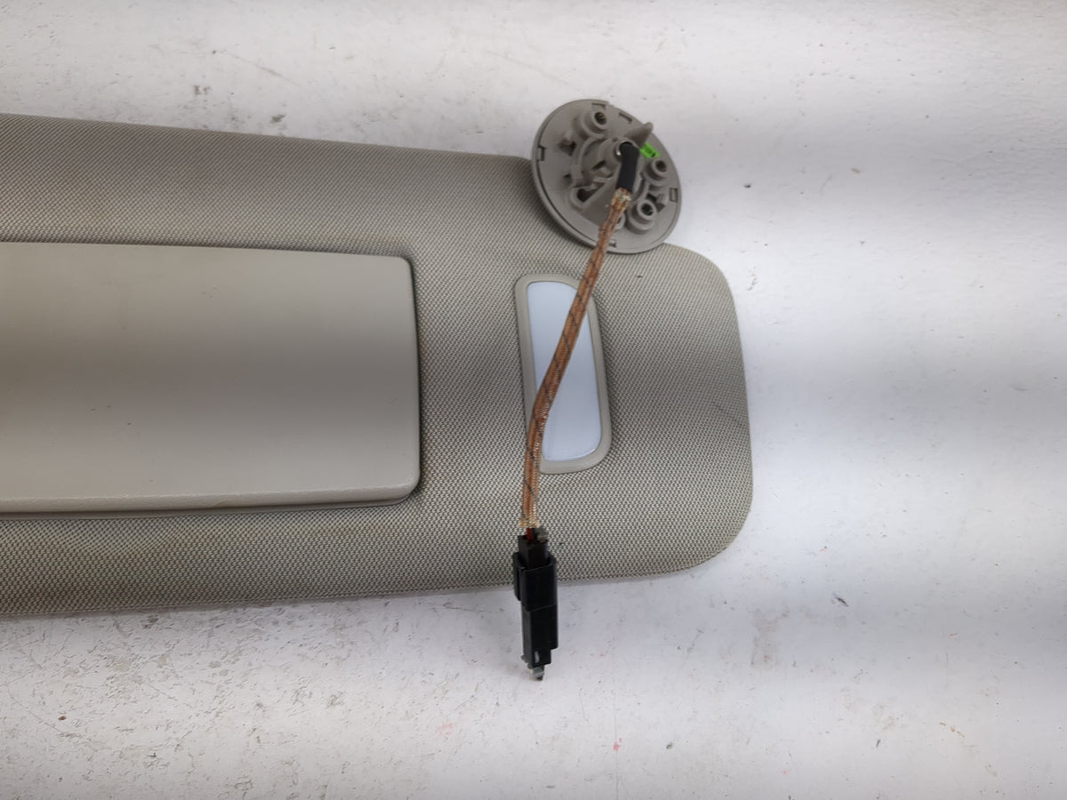 2010-2017 Chevrolet Equinox Sun Visor Shade Replacement Passenger Right Mirror Fits Fits 2010 2011 2012 2013 2014 2015 2016 