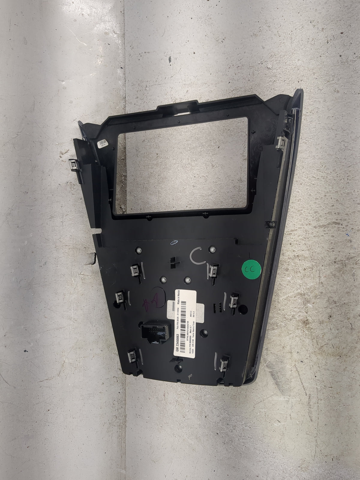 2012-2015 Chevrolet Equinox Radio Control Panel 1160930 - Oemusedautoparts1.com
