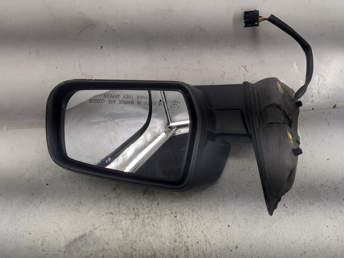 2015-2017 Chevrolet Equinox Passenger Side View Mirror - Right Door Mirror OEM Used - Oemusedautoparts1.com