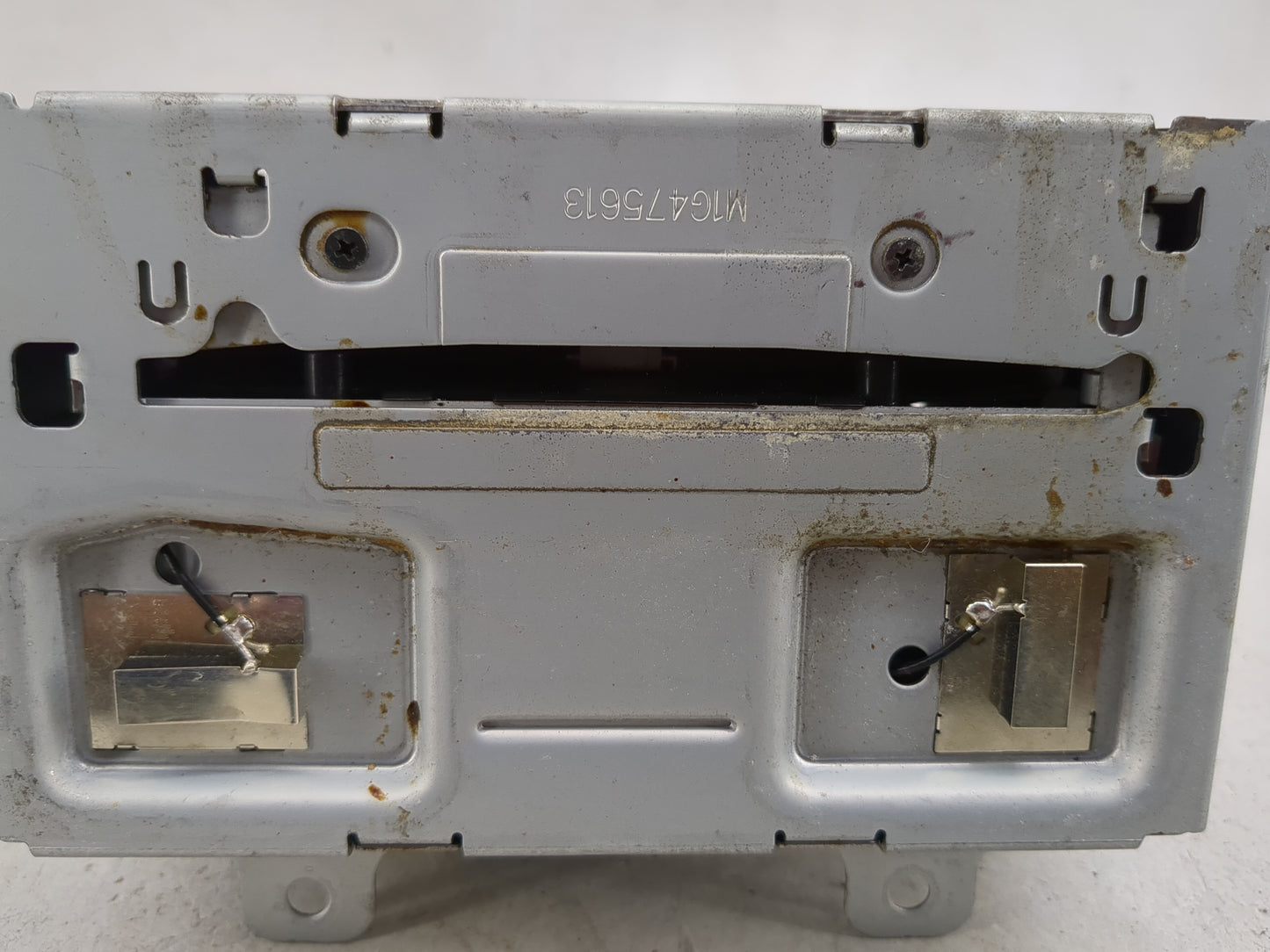 2013 Chevrolet Equinox Radio AM FM Cd Player Receiver Replacement Fits OEM Used Auto Parts - Oemusedautoparts1.com