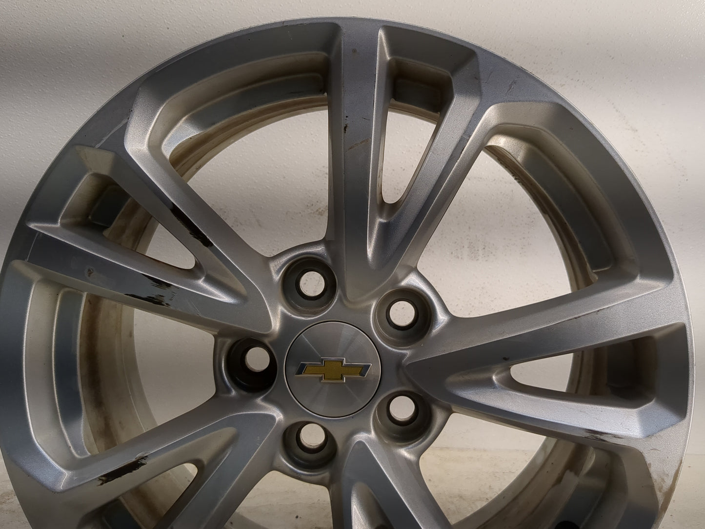 2016-2017 Chevrolet Equinox Oem Wheel Rim - Oemusedautoparts1.com