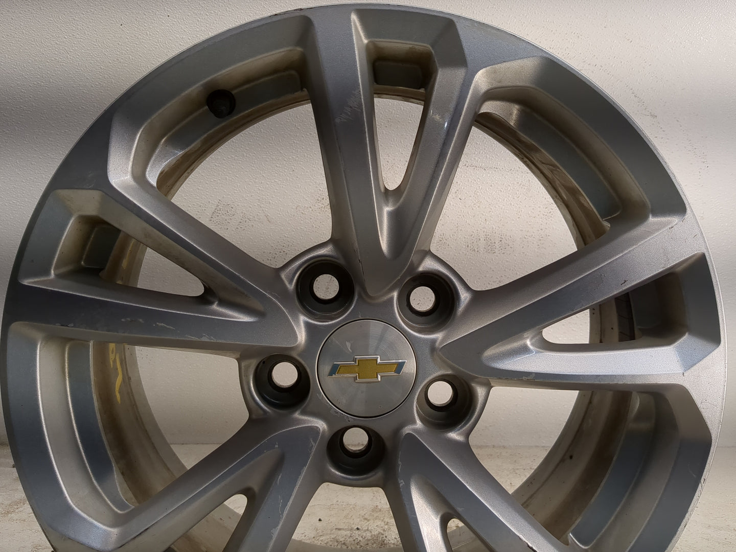 2016-2017 Chevrolet Equinox Oem Wheel Rim - Oemusedautoparts1.com