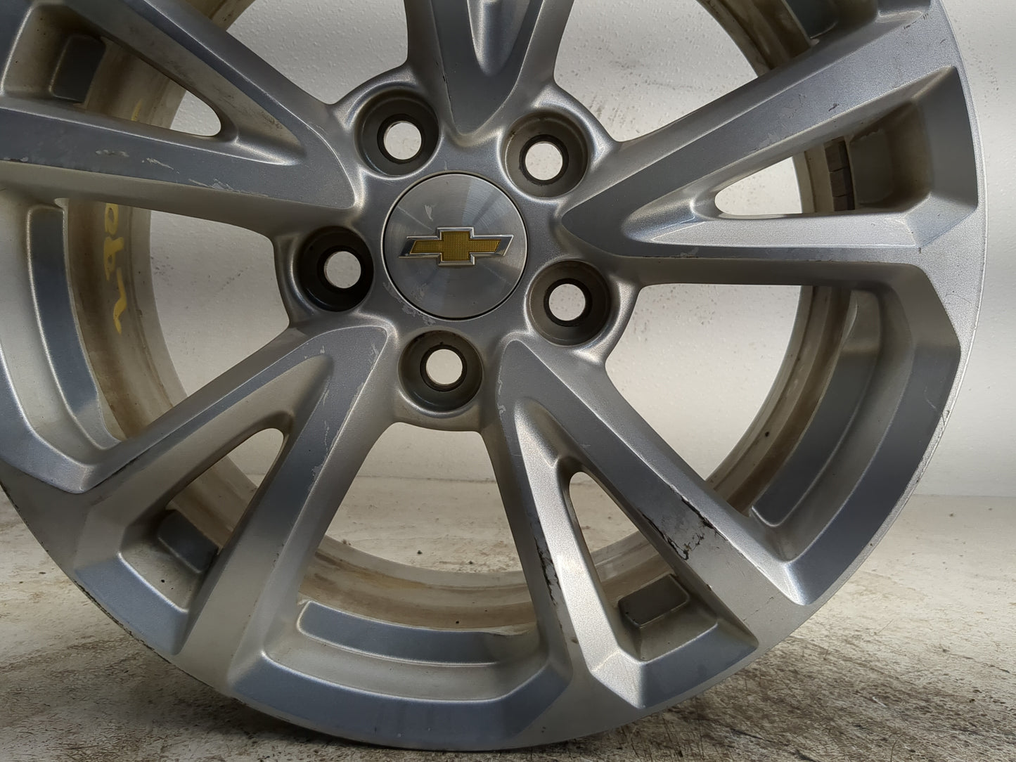 2016-2017 Chevrolet Equinox Oem Wheel Rim - Oemusedautoparts1.com