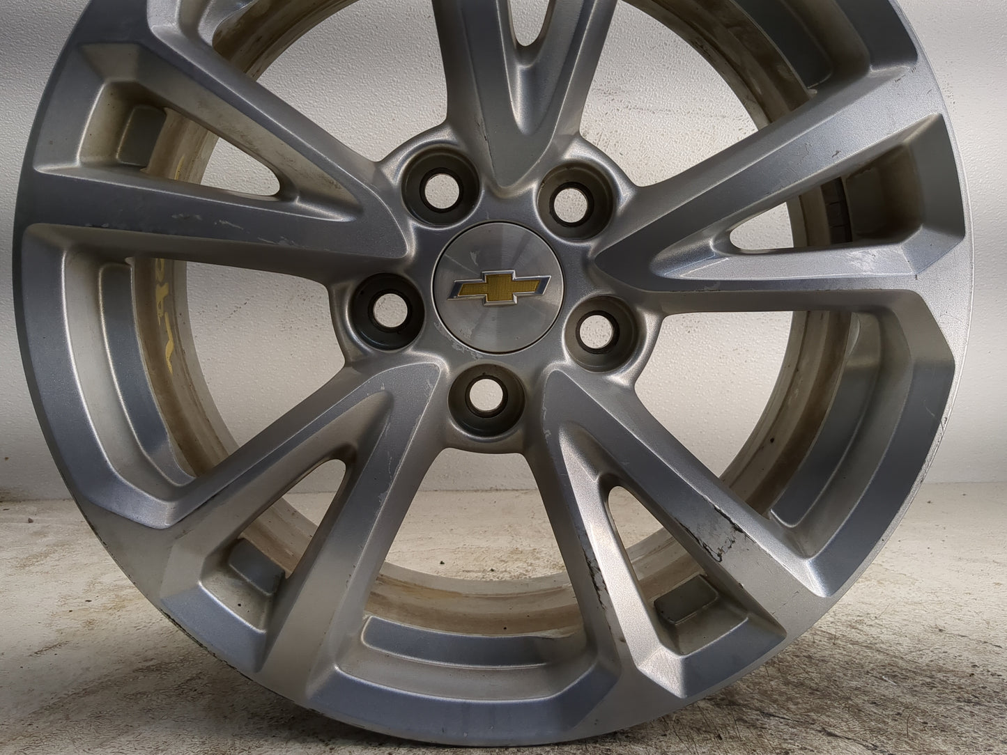 2016-2017 Chevrolet Equinox Oem Wheel Rim - Oemusedautoparts1.com