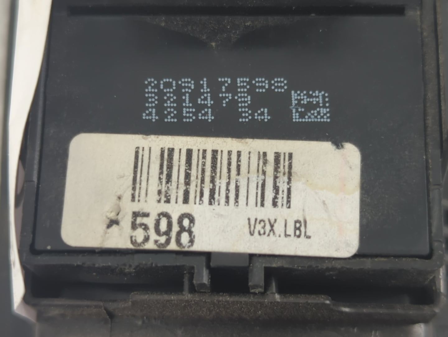 2016-2017 Chevrolet Equinox Master Power Window Switch Replacement Driver Side Left P/N:20917598 Fits OEM Used Auto Parts - 