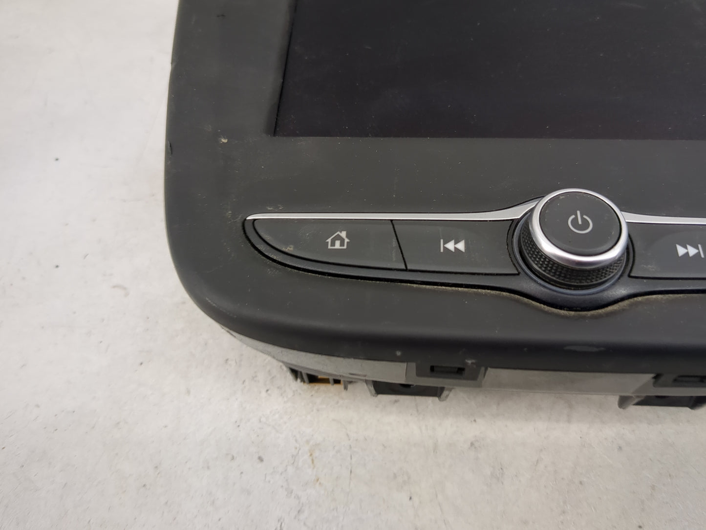 2019-2021 Chevrolet Equinox Radio AM FM Cd Player Receiver Replacement Fits Fits 2019 2020 2021 2022 OEM Used Auto Parts - O