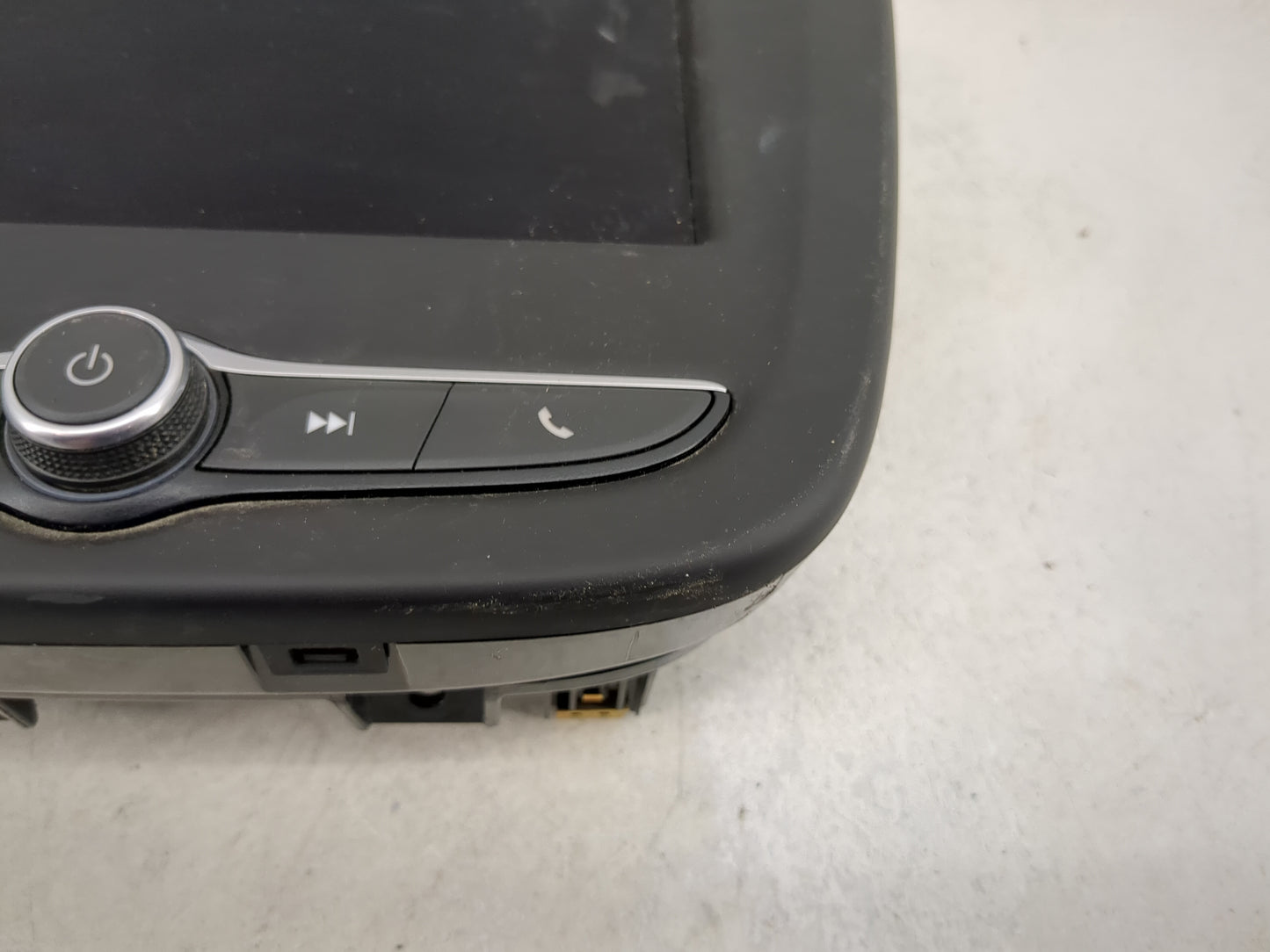 2019-2021 Chevrolet Equinox Radio AM FM Cd Player Receiver Replacement Fits Fits 2019 2020 2021 2022 OEM Used Auto Parts - O