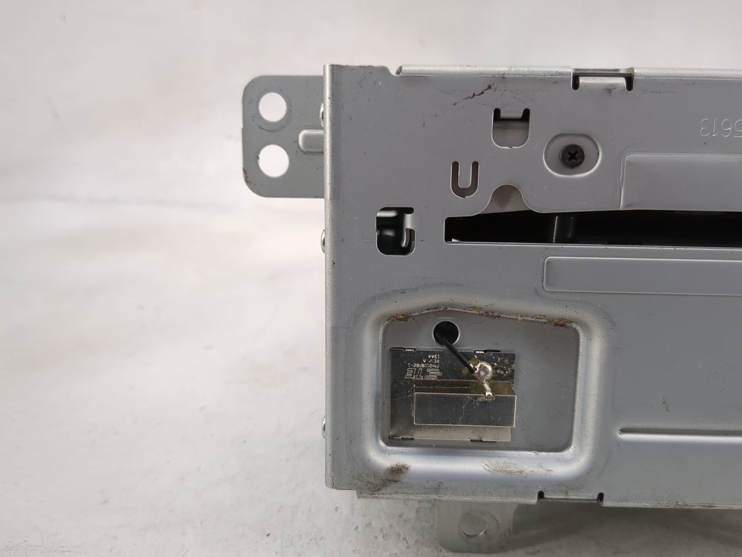 2014 Chevrolet Equinox Radio AM FM Cd Player Receiver Replacement Fits OEM Used Auto Parts - Oemusedautoparts1.com