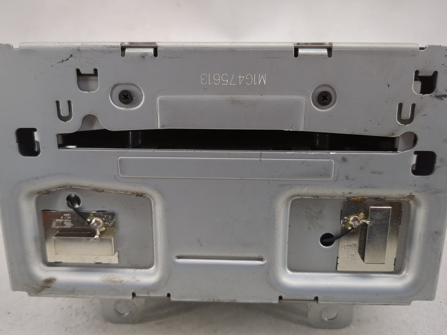 2014 Chevrolet Equinox Radio AM FM Cd Player Receiver Replacement Fits OEM Used Auto Parts - Oemusedautoparts1.com