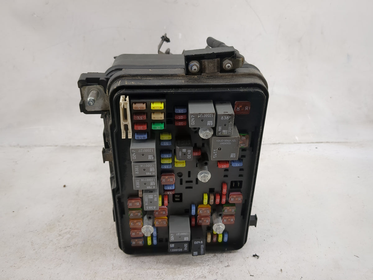 2013-2016 Chevrolet Equinox Fusebox Fuse Box Panel Relay Module Fits Fits 2013 2014 2015 2016 OEM Used Auto Parts - Oemuseda