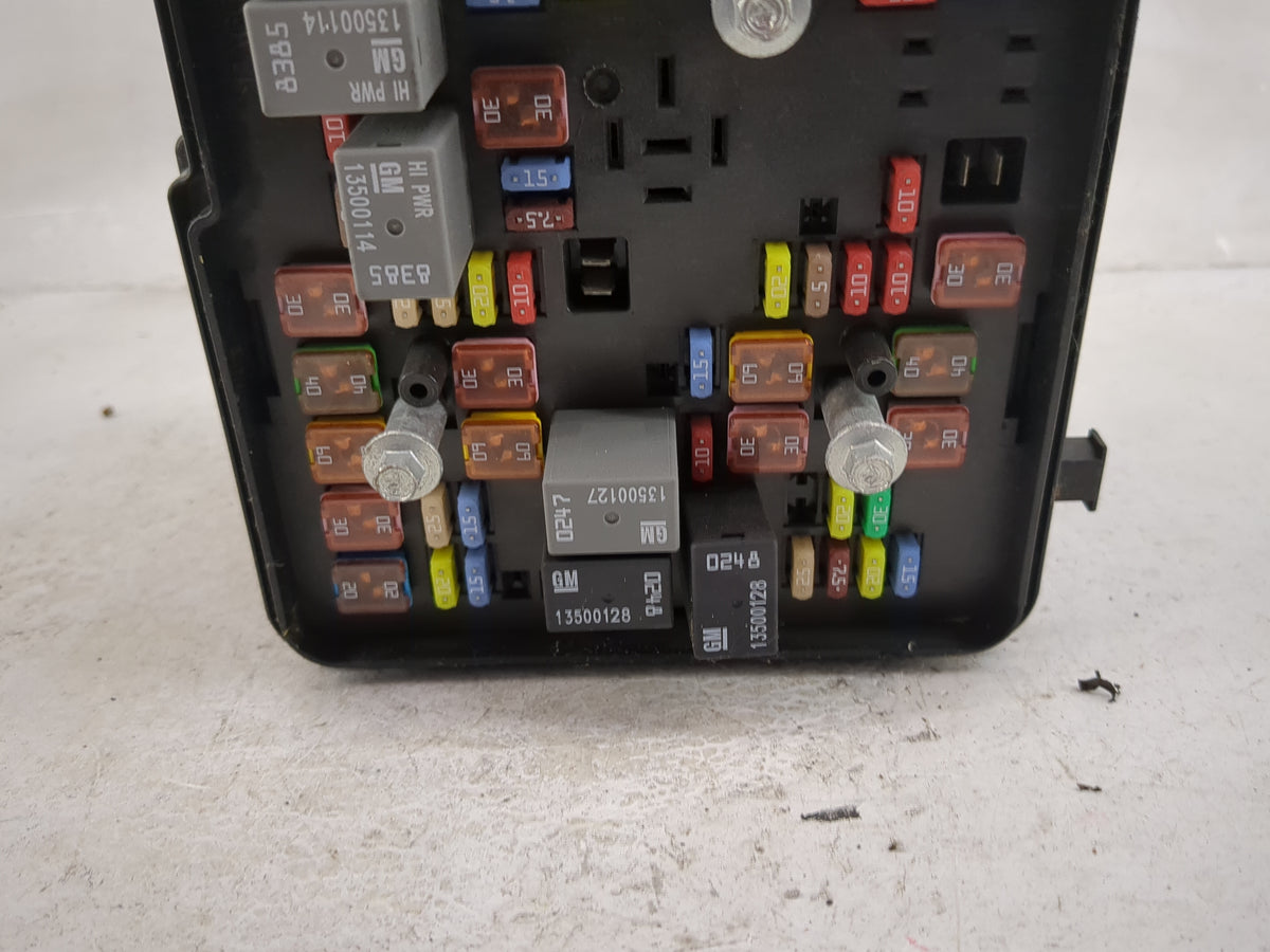 2013-2016 Chevrolet Equinox Fusebox Fuse Box Panel Relay Module Fits Fits 2013 2014 2015 2016 OEM Used Auto Parts - Oemuseda