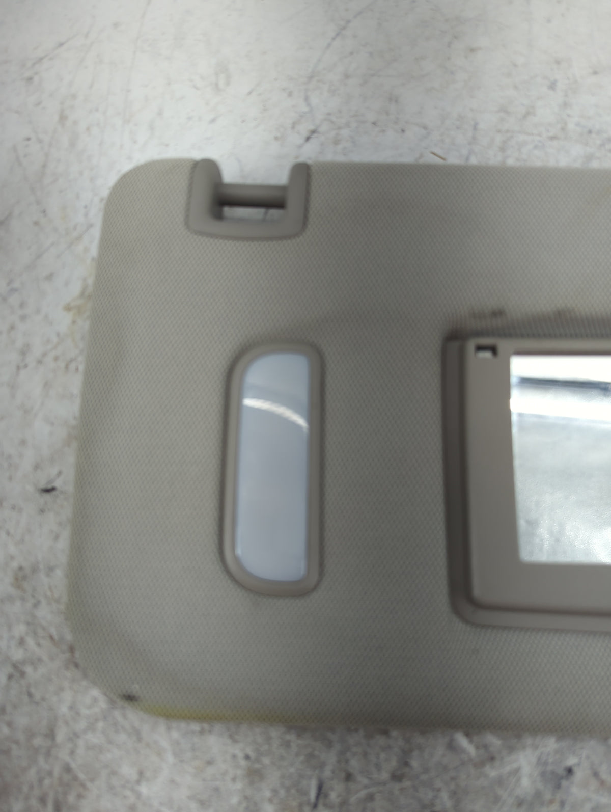 2010-2017 Chevrolet Equinox Sun Visor Shade Replacement Passenger Right Mirror Fits Fits 2010 2011 2012 2013 2014 2015 2016 