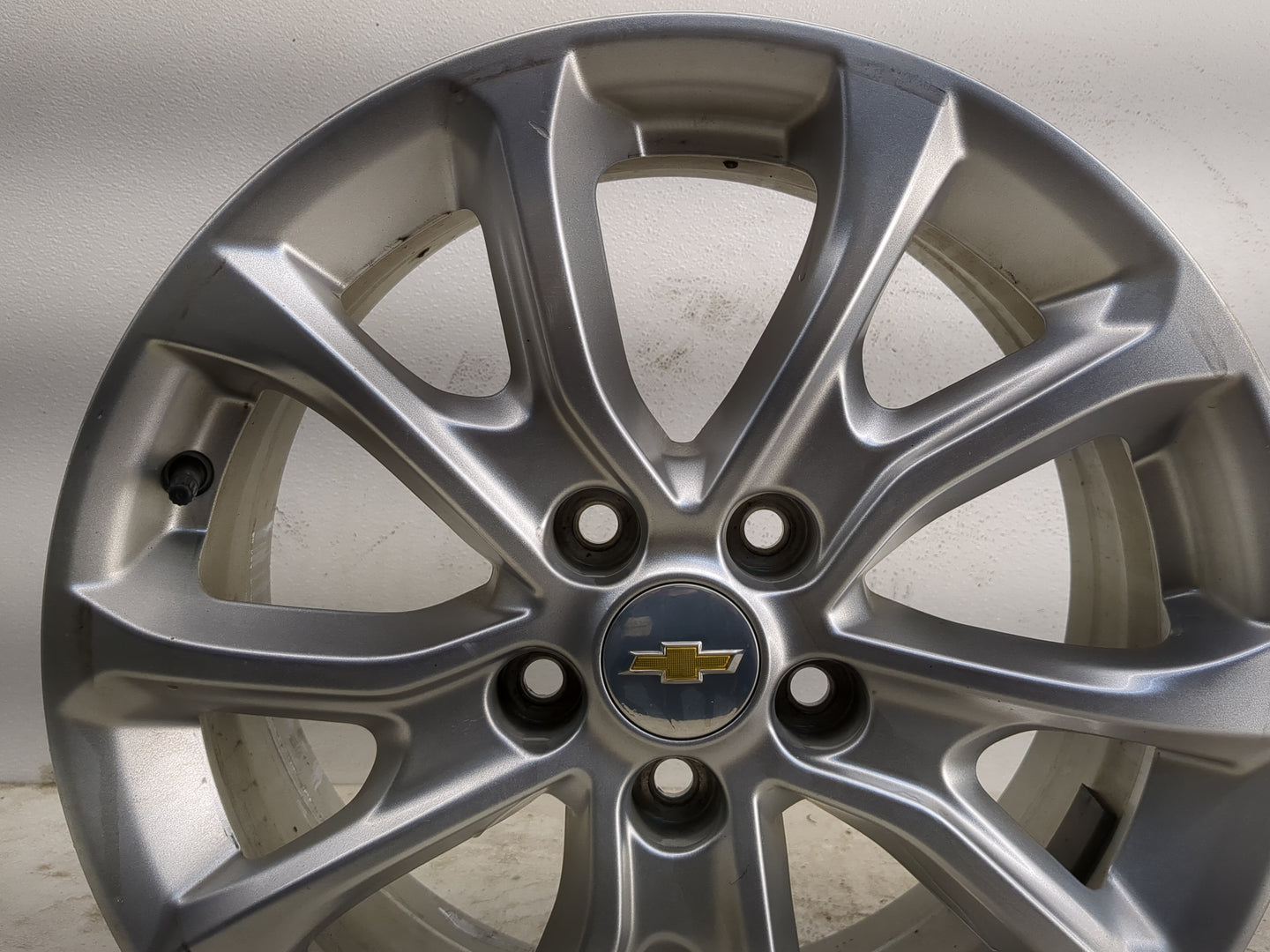 2018-2021 Chevrolet Equinox Oem Wheel Rim - Oemusedautoparts1.com