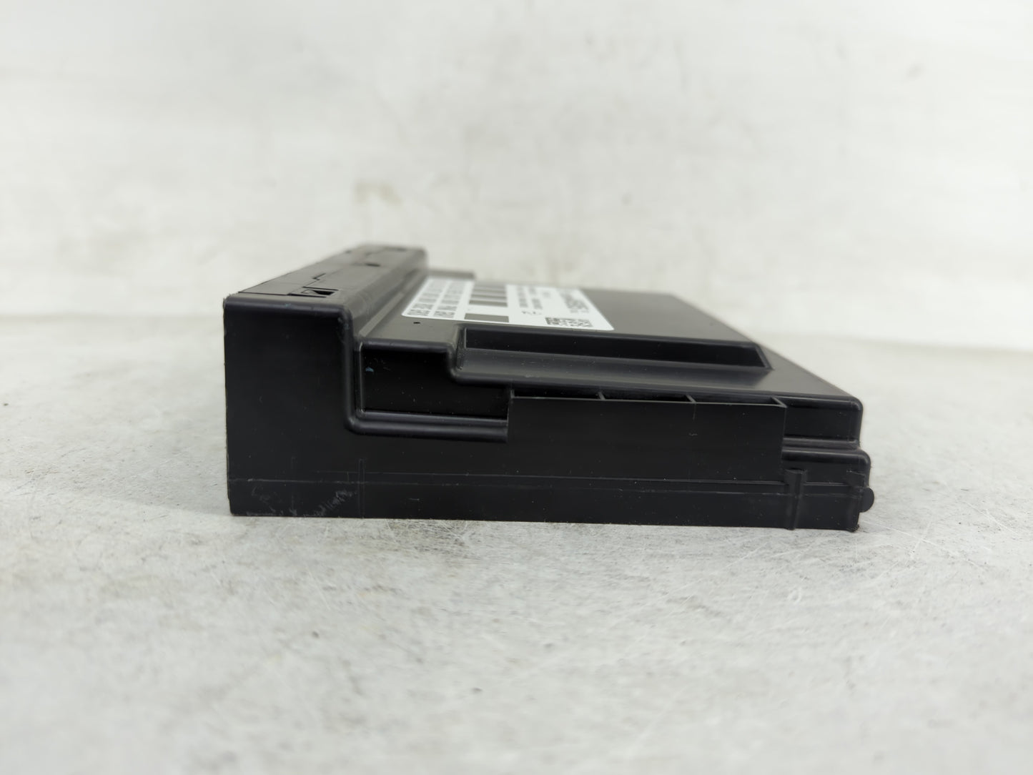 2013-2017 Chevrolet Equinox Body Control Module Bcm Inner Cabin Fuse Box - Oemusedautoparts1.com