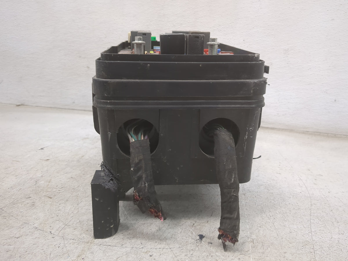 2013-2016 Chevrolet Equinox Fusebox Fuse Box Panel Relay Module Fits Fits 2013 2014 2015 2016 OEM Used Auto Parts - Oemuseda