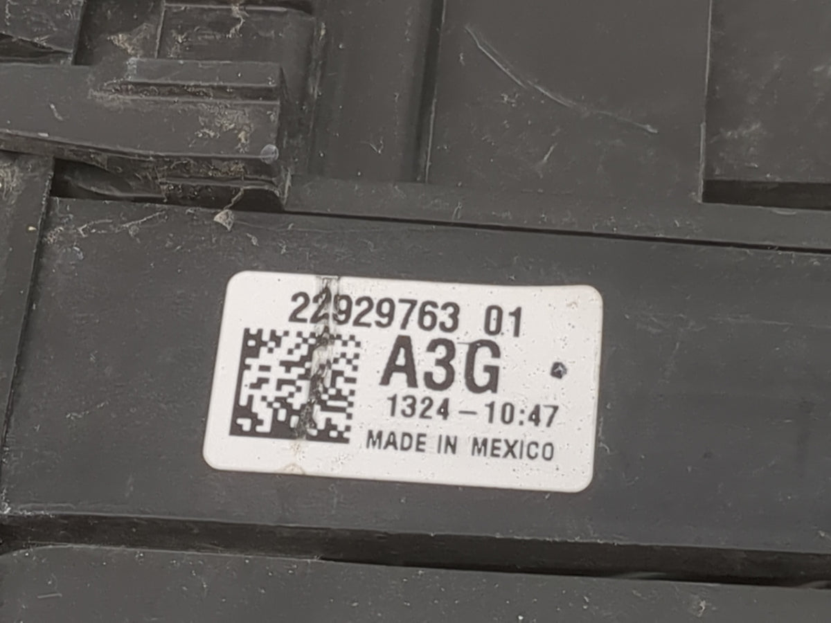 2013-2016 Chevrolet Equinox Fusebox Fuse Box Panel Relay Module Fits Fits 2013 2014 2015 2016 OEM Used Auto Parts - Oemuseda