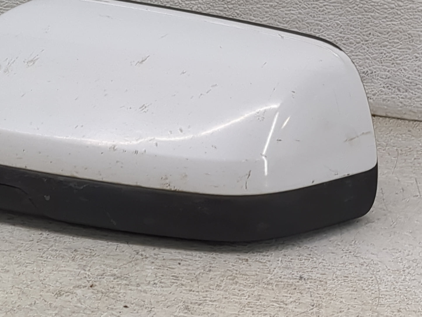 0 Chevrolet Equinox Driver Side View Mirror - Left Door Mirror OEM Used - Oemusedautoparts1.com