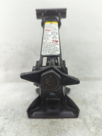 2006 Chevrolet Hhr Spare Scissor Car Jack 5026424 - Oemusedautoparts1.com