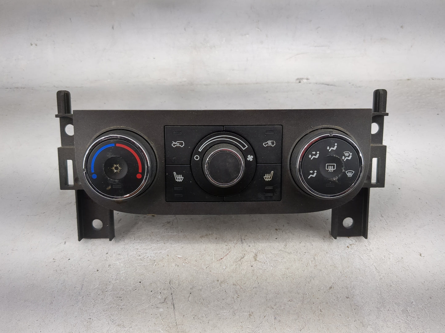 2006 Chevrolet Hhr Climate Control Module Temperature AC/Heater Replacement Fits OEM Used Auto Parts - Oemusedautoparts1.com