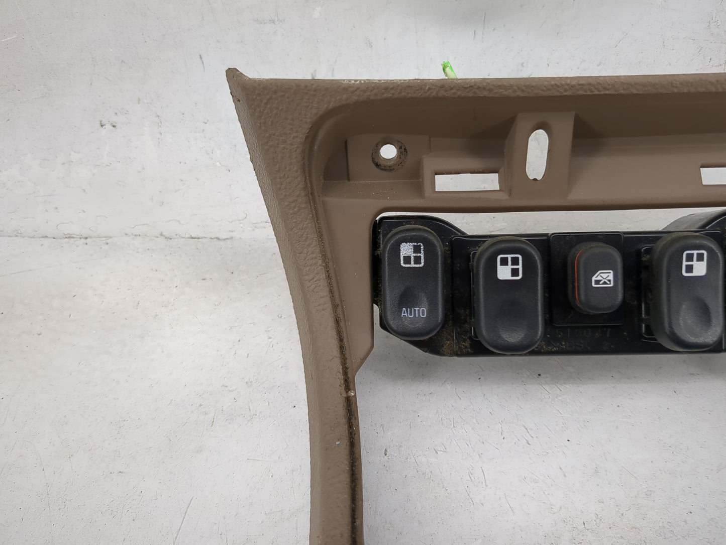 2006-2008 Chevrolet Hhr Master Power Window Switch Replacement Driver Side Left Fits Fits 2006 2007 2008 OEM Used Auto Parts
