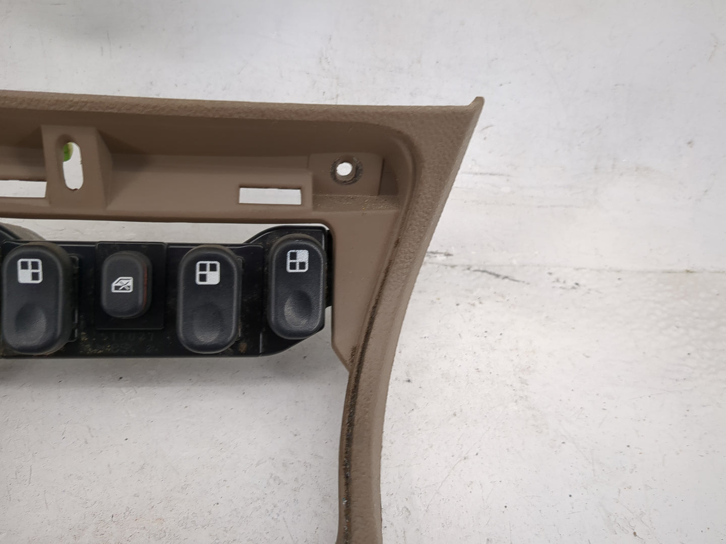 2006-2008 Chevrolet Hhr Master Power Window Switch Replacement Driver Side Left Fits Fits 2006 2007 2008 OEM Used Auto Parts