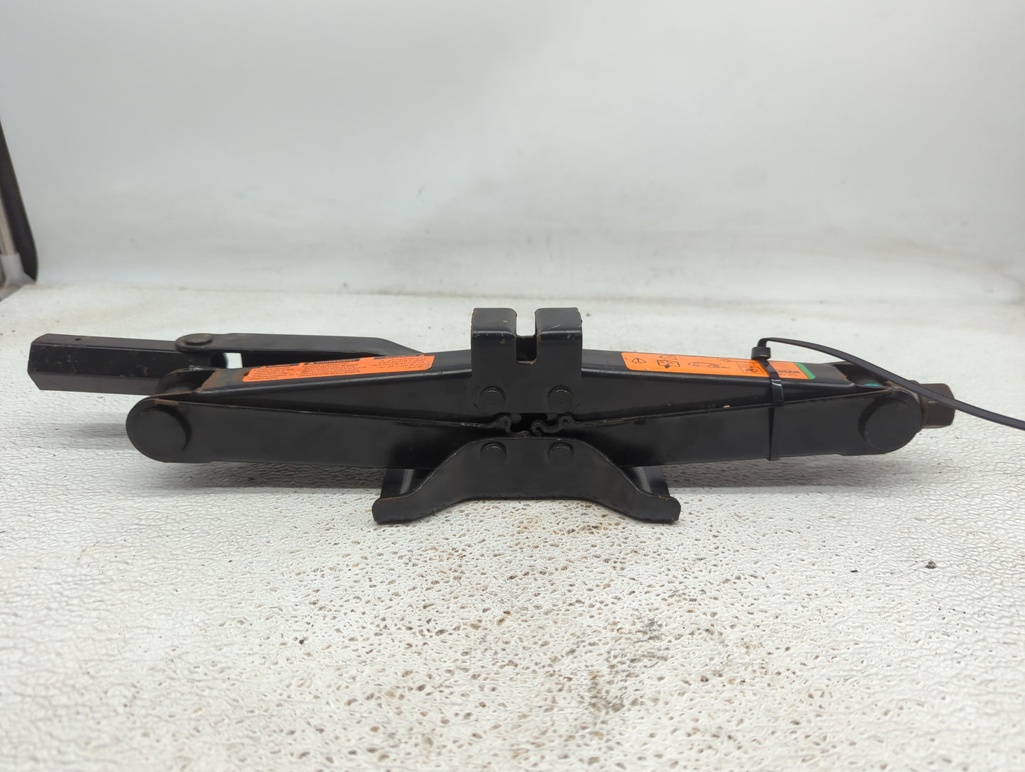 2012 Chevrolet Impala Spare Scissor Car Jack - Oemusedautoparts1.com
