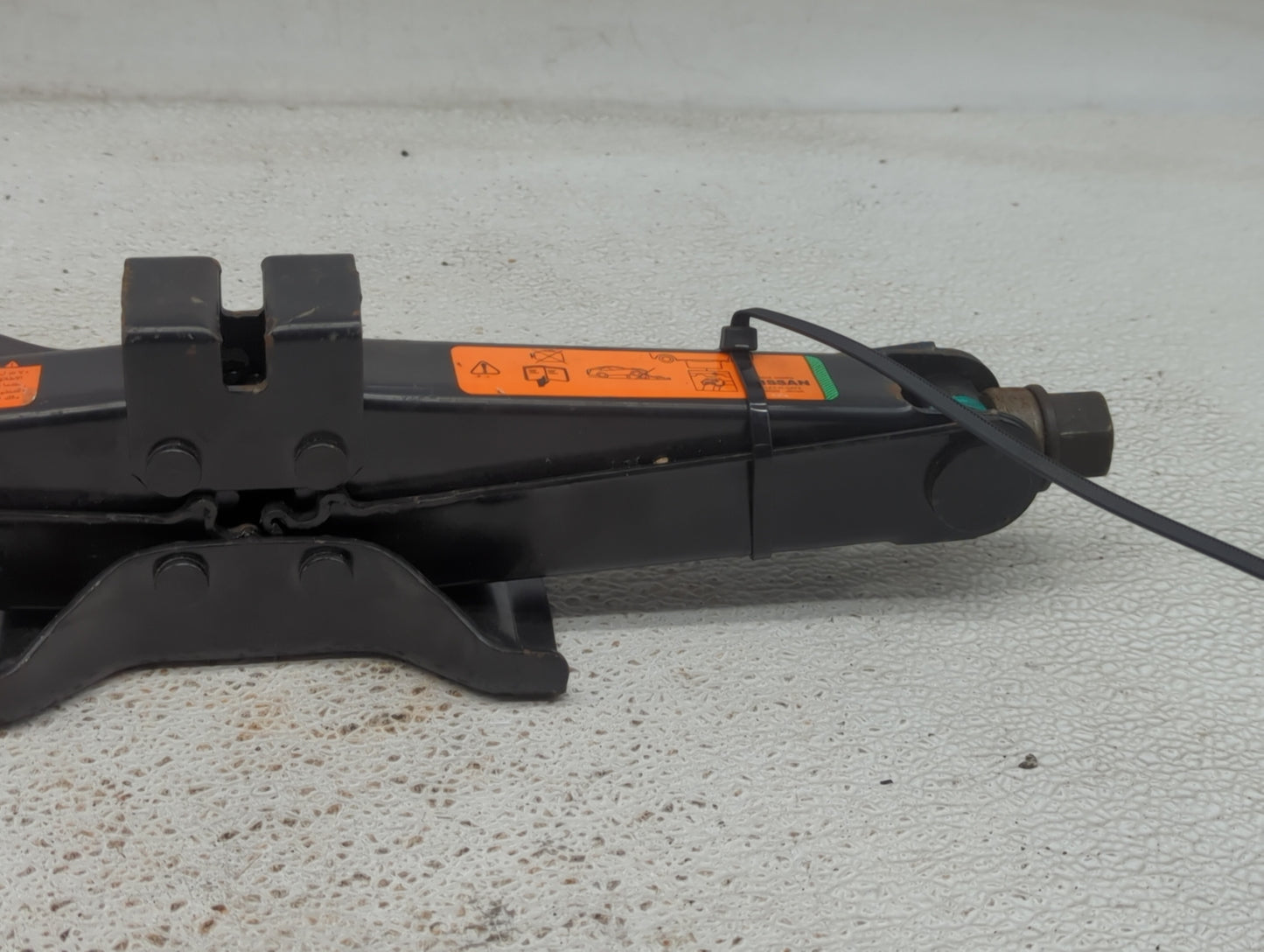 2012 Chevrolet Impala Spare Scissor Car Jack - Oemusedautoparts1.com