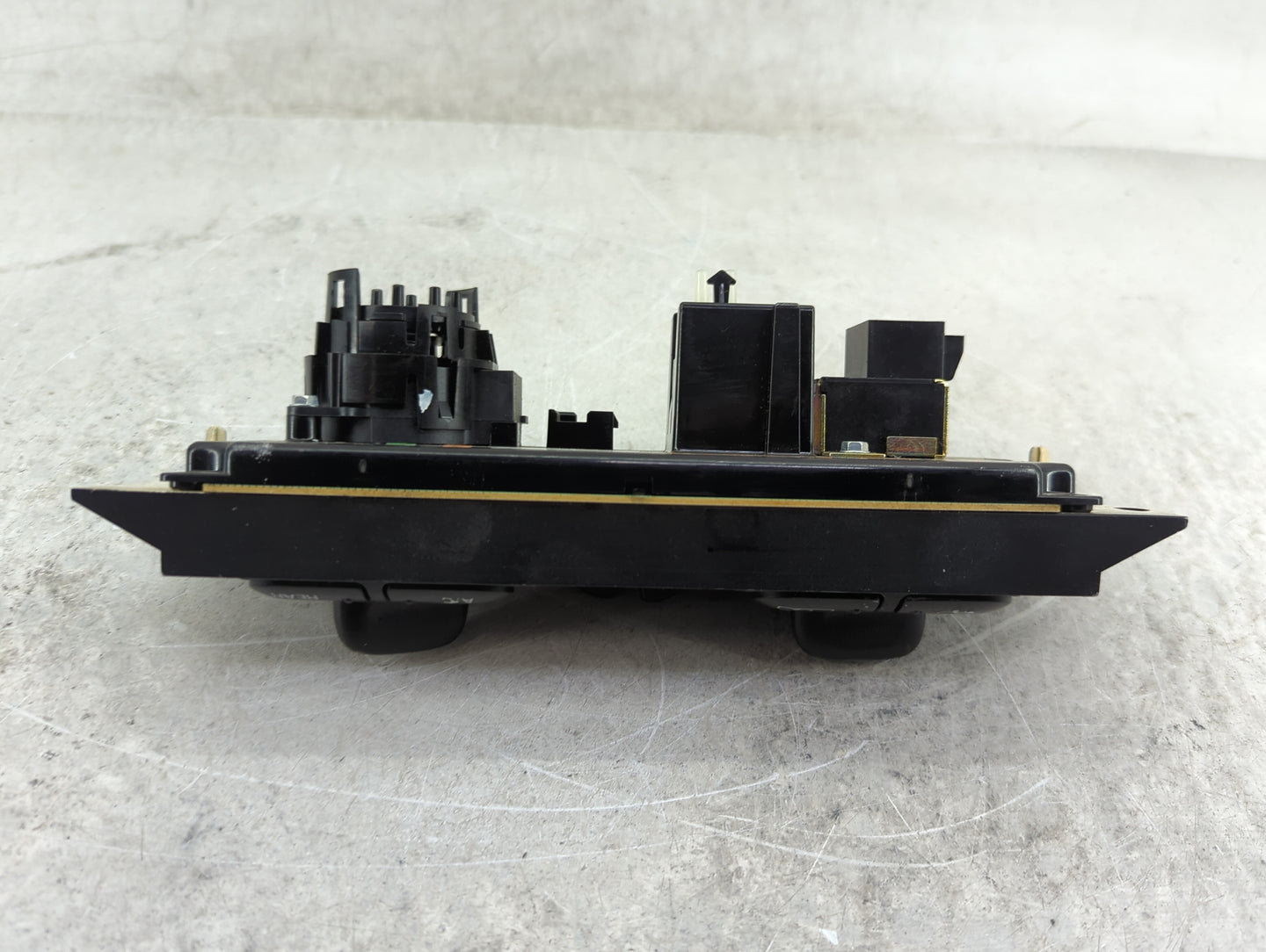 2000-2003 Chevrolet Impala Climate Control Module Temperature AC/Heater Replacement Fits Fits 2000 2001 2002 2003 OEM Used A
