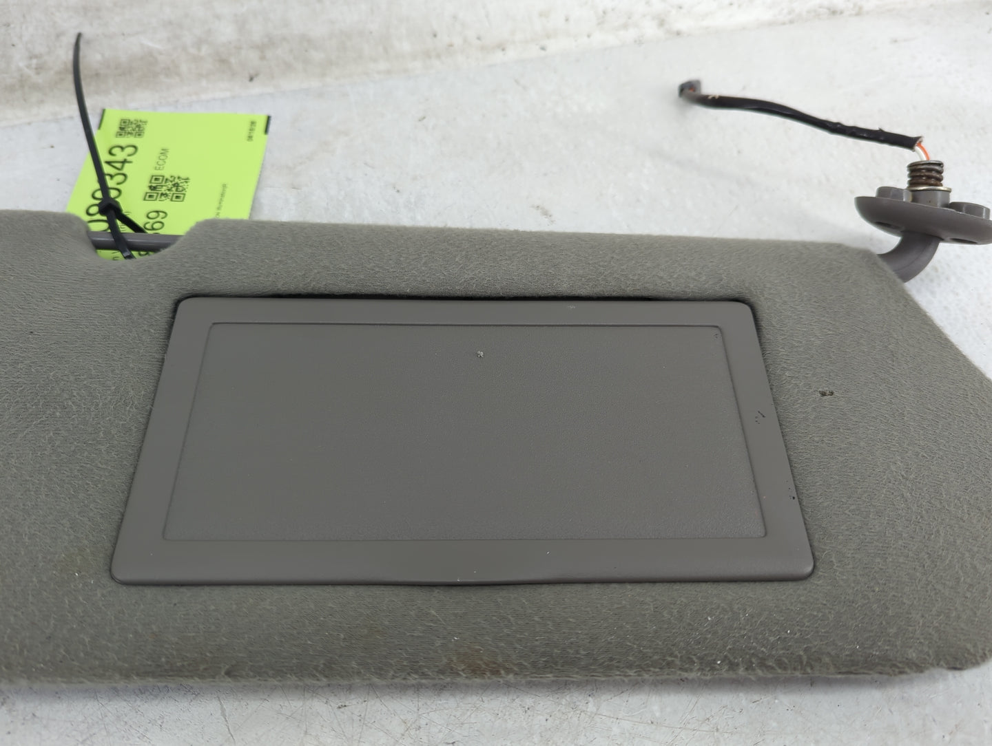 2000-2005 Chevrolet Impala Sun Visor Shade Replacement Passenger Right Mirror Fits Fits 2000 2001 2002 2003 2004 2005 OEM Us