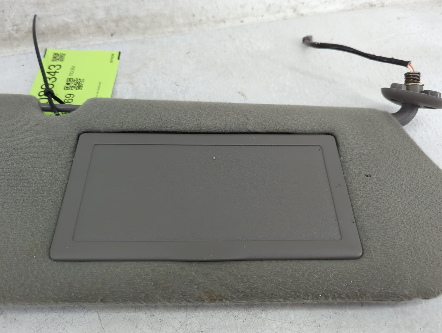 2000-2005 Chevrolet Impala Sun Visor Shade Replacement Passenger Right Mirror Fits Fits 2000 2001 2002 2003 2004 2005 OEM Us