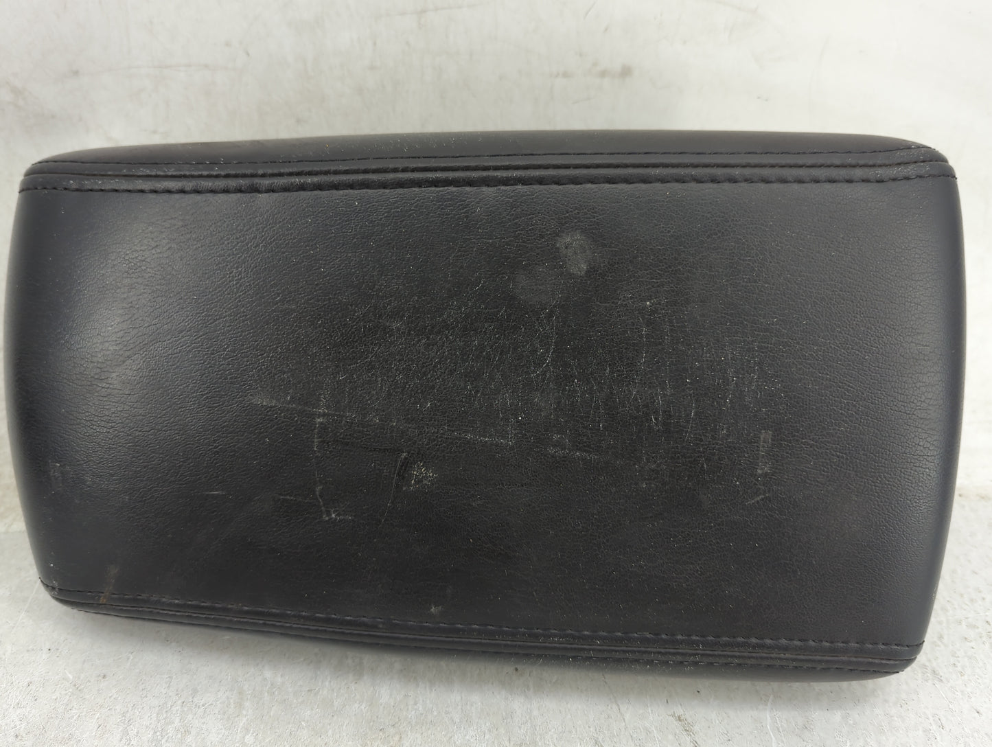 2007-2016 Chevrolet Impala Center Console Armrest Cover Lid Fits Fits 2007 2008 2009 2010 2011 2012 2013 2014 2015 2016 OEM 