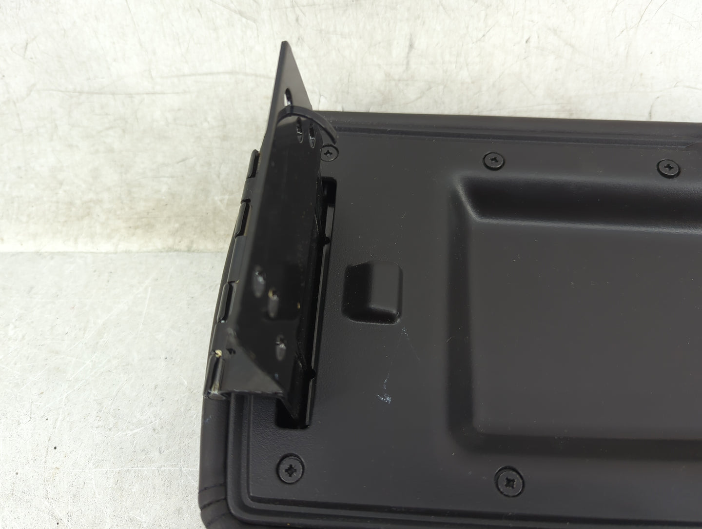 2007-2016 Chevrolet Impala Center Console Armrest Cover Lid Fits Fits 2007 2008 2009 2010 2011 2012 2013 2014 2015 2016 OEM 