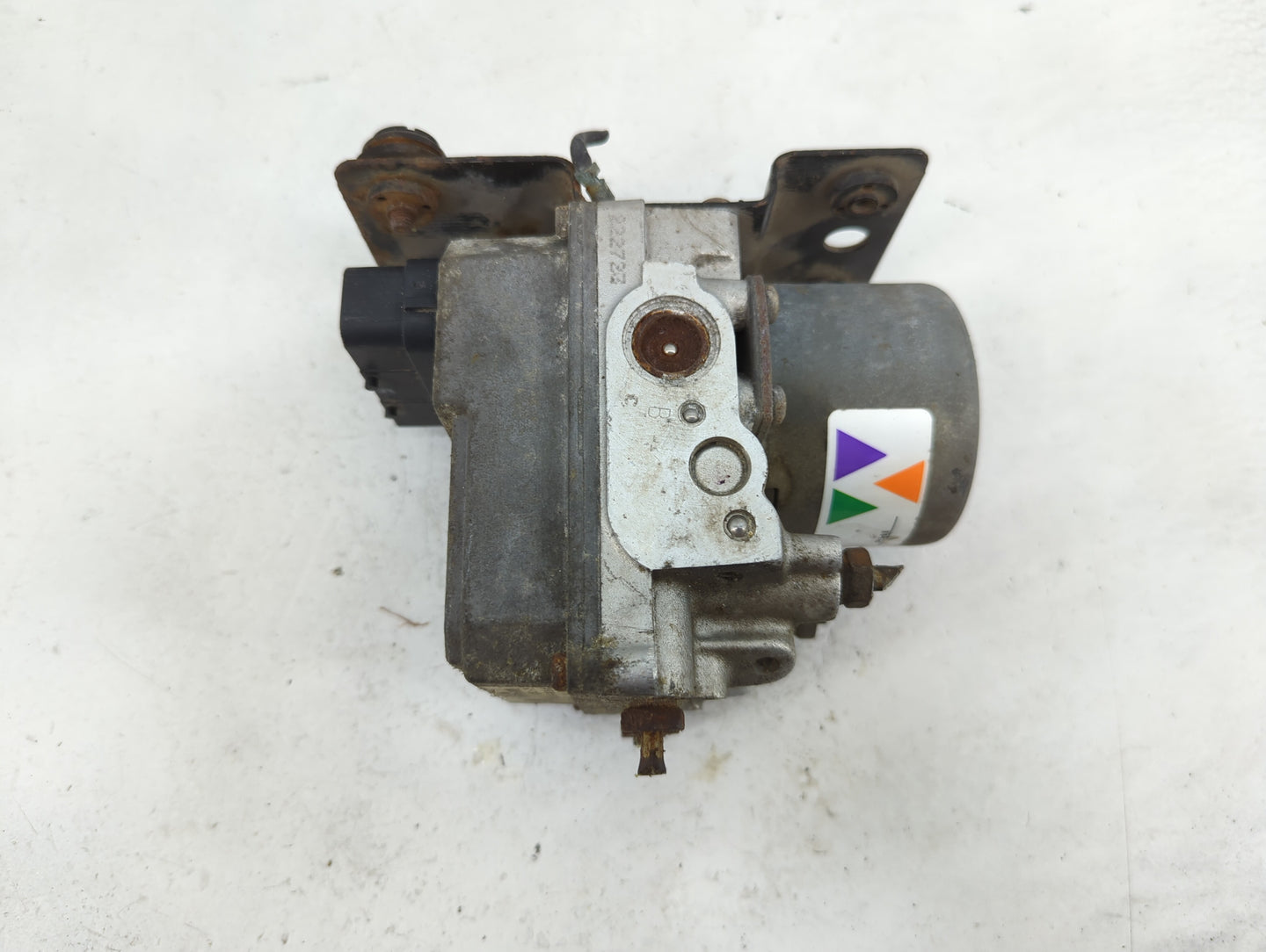 2003-2005 Chevrolet Impala ABS Pump Control Module Replacement Fits Fits 2001 2002 2003 2004 2005 OEM Used Auto Parts - Oemu