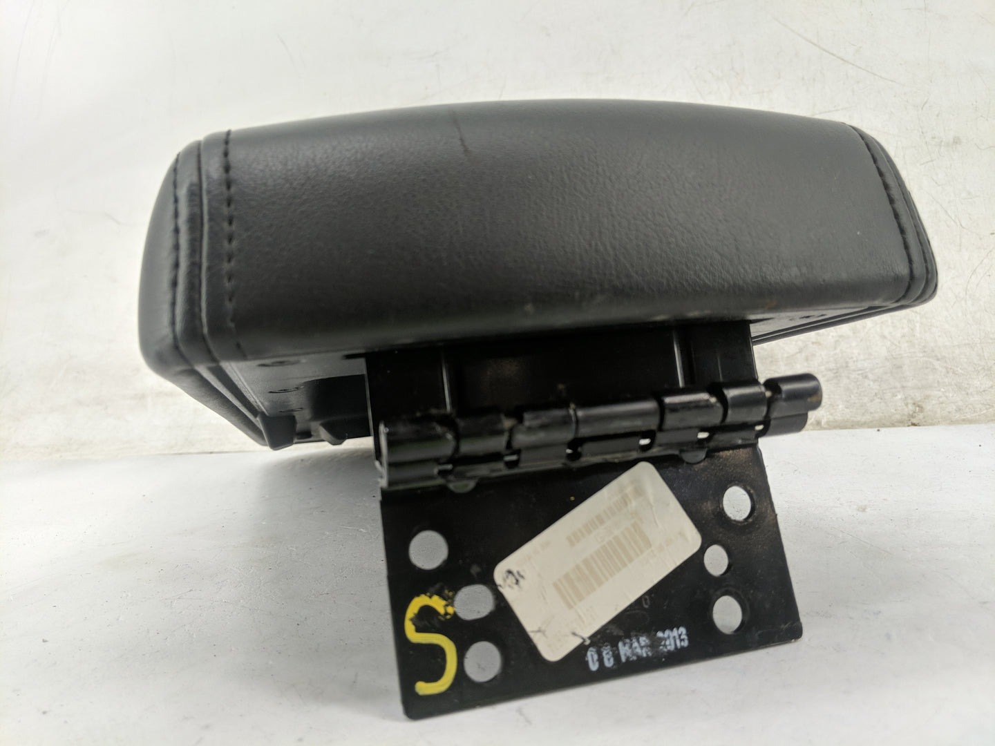 2007-2016 Chevrolet Impala Center Console Armrest Cover Lid Fits Fits 2007 2008 2009 2010 2011 2012 2013 2014 2015 2016 OEM 